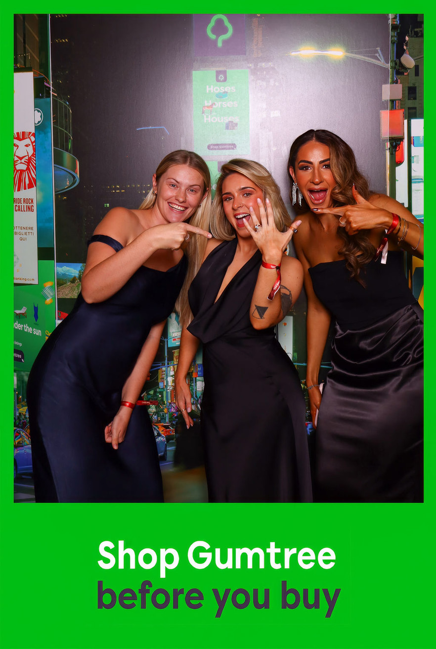 Good Times: Inside the Gumtree Photo Booth at the Oasis Ball On Broadway